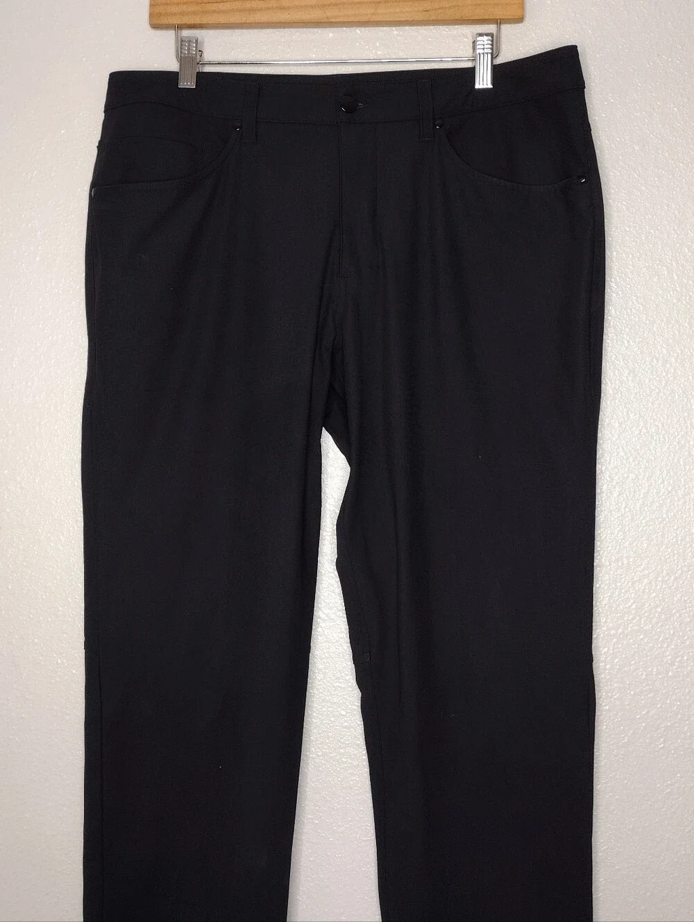 Lululemon ABC Black Straight-Leg Athletic Golf Pants Sz 34